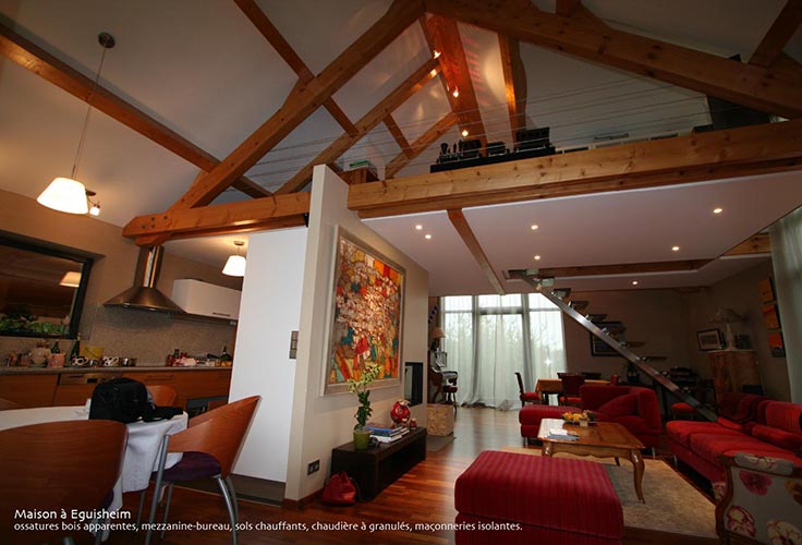 Image 39 : Ossature bois apparente, mezzanine bureau, sols chauffants, chaudière à granulés et maçonnerie isola