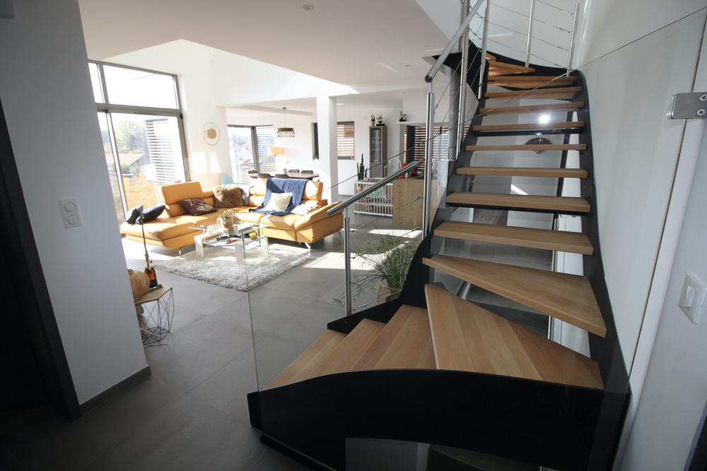 Image 100 : escalier bois métal verre inox